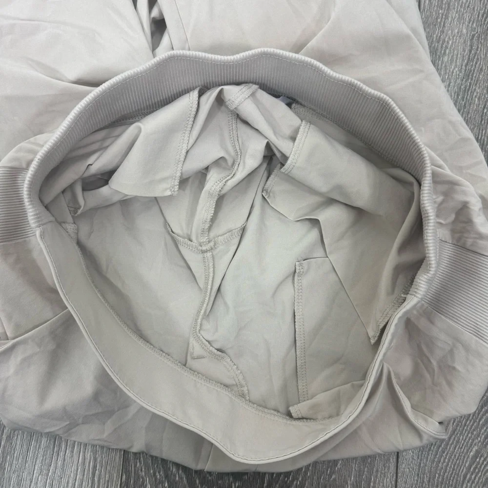 Athleta Brooklyn Ankle Pants Beige Size 4 Travel Stretch Pull On - Picture 15 of 16